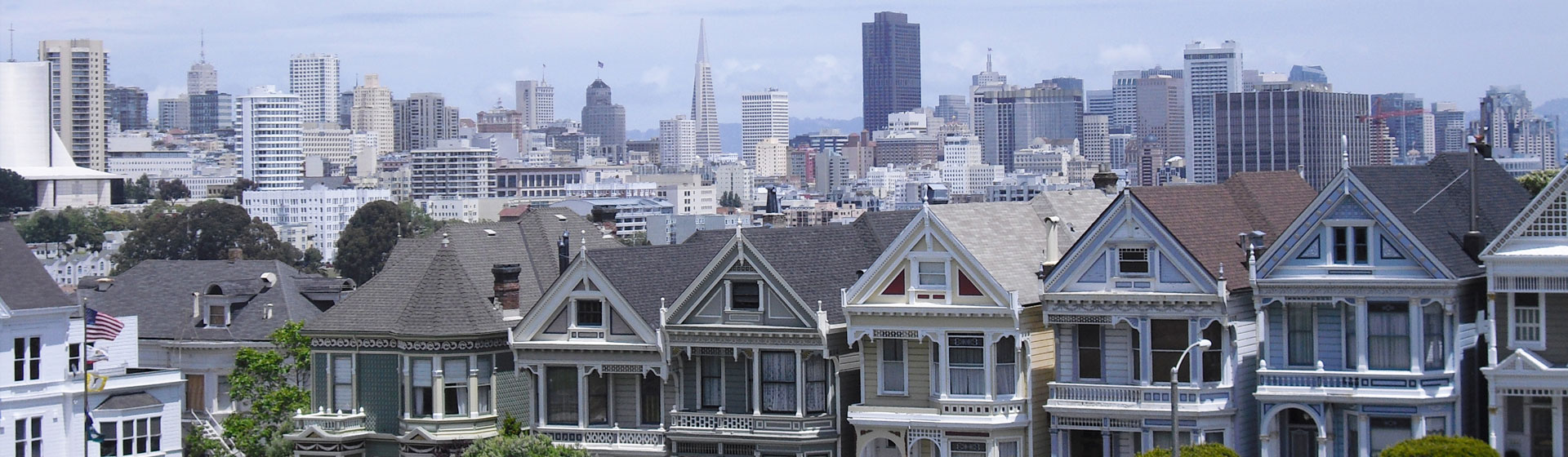 Färgglada hus i San Francisco, the Painted Ladies.