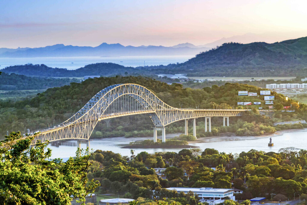 Puente Las Americas, Panamakanalen.