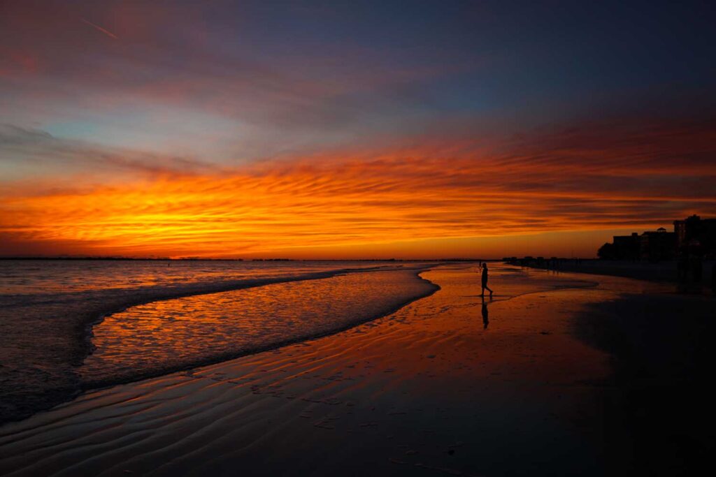 Solnedgång på Fort Myers Beach, Florida. Photo credit: Fort Myers - Islands, Beaches and Neighborhoods